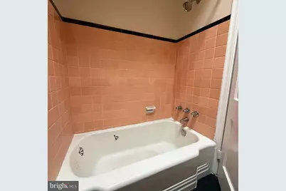 1320 W Nedro Avenue, Philadelphia, PA 19141 - Photo 6