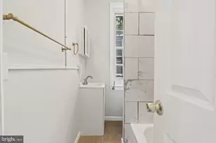 2423 N Myrtlewood St, Philadelphia, PA 19132 - Photo 22