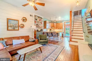 884 N Stillman St, Philadelphia, PA 19130 - Photo 4