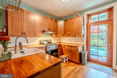 884 N Stillman Street, Philadelphia, PA 19130 - Photo 8