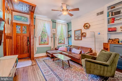 884 N Stillman Street, Philadelphia, PA 19130 - Photo 2