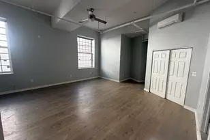 4 Leverington Ave, Philadelphia, PA 19127 - Photo 2