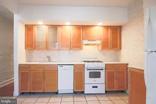 2204 Kater St, Philadelphia, PA 19146 - Photo 6
