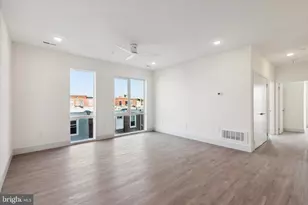 1221 E Fletcher St, Philadelphia, PA 19125 - Photo 8
