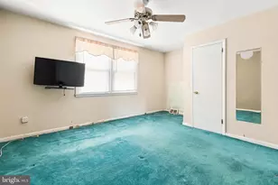 527 Martin St, Philadelphia, PA 19128 - Photo 12