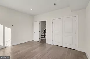 2455 Coral St, Philadelphia, PA 19125 - Photo 10
