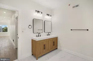 2455 Coral St, Philadelphia, PA 19125 - Photo 18