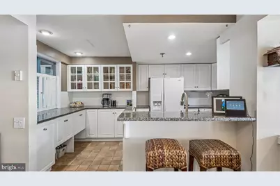 7 N Christopher Columbus Boulevard #246, Philadelphia, PA 19106 - Photo 10