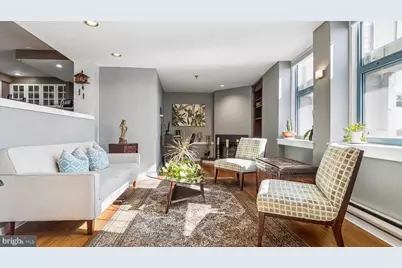 7 N Christopher Columbus Boulevard #246, Philadelphia, PA 19106 - Photo 4