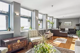 7 N Christopher Columbus Blvd, Philadelphia, PA 19106 - Photo 2