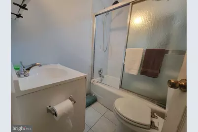 269 W Wellens Avenue, Philadelphia, PA 19120 - Photo 6