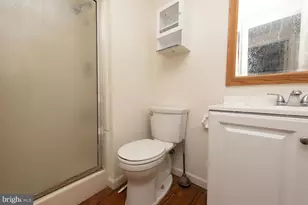 215 N 23rd St, Philadelphia, PA 19103 - Photo 26
