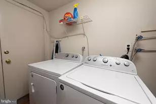 215 N 23rd St, Philadelphia, PA 19103 - Photo 28