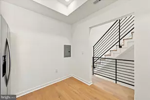 2821 Poplar St, Philadelphia, PA 19130 - Photo 14