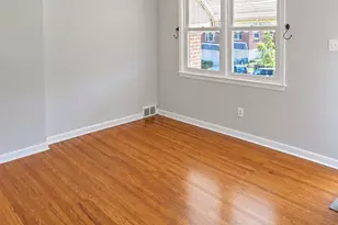 611 Green Ln, Philadelphia, PA 19128 - Photo 4