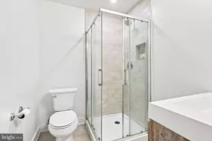 1001 Pine St, Philadelphia, PA 19107 - Photo 4