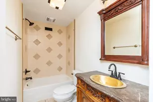 1728 Naudain St, Philadelphia, PA 19146 - Photo 16