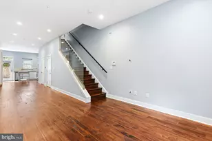 1118 E Oxford St, Philadelphia, PA 19125 - Photo 2
