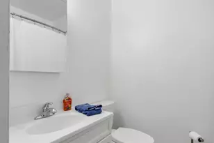 2606 Parrish St, Philadelphia, PA 19130 - Photo 10