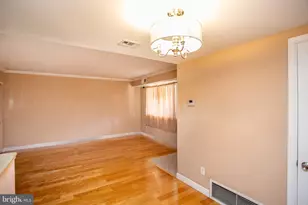 18106 Delaire Landing Rd, Philadelphia, PA 19114 - Photo 24