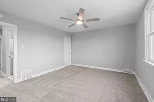 8261 Fayette St, Philadelphia, PA 19150 - Photo 10