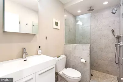 336 Monroe Street #B, Philadelphia, PA 19147 - Photo 16