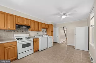 1029 Orthodox St, Philadelphia, PA 19124 - Photo 16