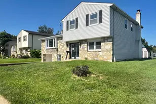 12010 Ferndale St, Philadelphia, PA 19116 - Photo 4