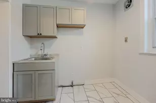 2661 N Douglas St, Philadelphia, PA 19132 - Photo 8