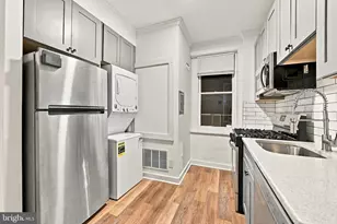 334 Lombard St, Philadelphia, PA 19147 - Photo 4