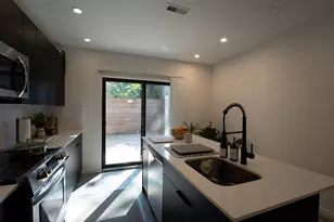 922 W York St, Philadelphia, PA 19133 - Photo 10
