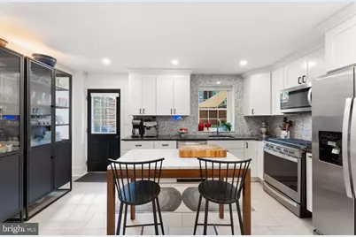 870 N Lawrence Street, Philadelphia, PA 19123 - Photo 12
