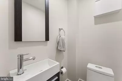 870 N Lawrence Street, Philadelphia, PA 19123 - Photo 16