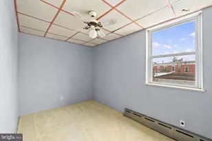 832 Tasker St, Philadelphia, PA 19148 - Photo 8