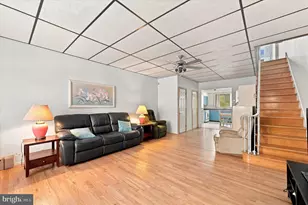 832 Tasker St, Philadelphia, PA 19148 - Photo 2