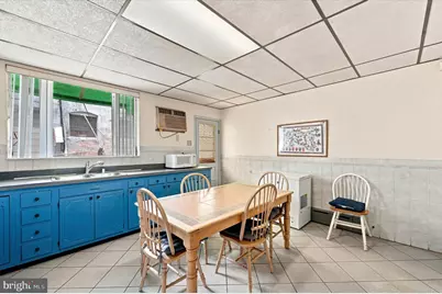 832 Tasker Street, Philadelphia, PA 19148 - Photo 6