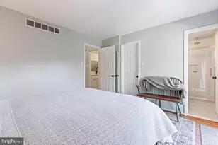 14 Newton St, Philadelphia, PA 19118 - Photo 14