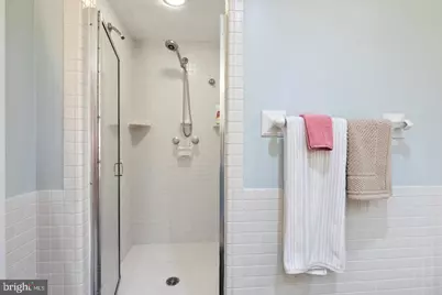 14 Newton Street #F27, Philadelphia, PA 19118 - Photo 24