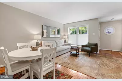 14 Newton Street #F27, Philadelphia, PA 19118 - Photo 6