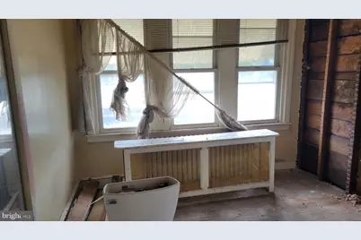 2715 W Westmoreland Street, Philadelphia, PA 19129 - Photo 6