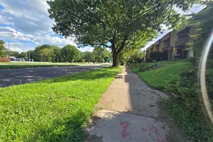 7528 E Roosevelt Blvd S, Philadelphia, PA 19152 - Photo 2