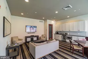 410 S Front St, Philadelphia, PA 19147 - Photo 32
