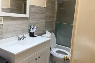 6924 Horrocks St, Philadelphia, PA 19149 - Photo 6