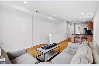 1418 Christian Street #3, Philadelphia, PA 19146 - Photo 4