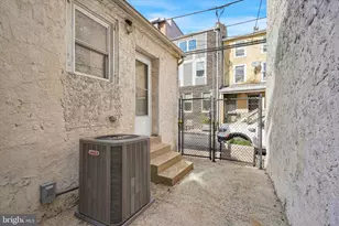 223 Grape St, Philadelphia, PA 19128 - Photo 24