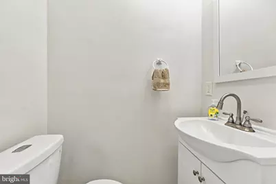 219 W Girard Avenue, Philadelphia, PA 19123 - Photo 10
