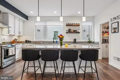 3007 Sunrise Walk, Philadelphia, PA 19125 - Photo 2