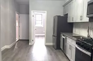 925 S 11th St, Philadelphia, PA 19147 - Photo 4
