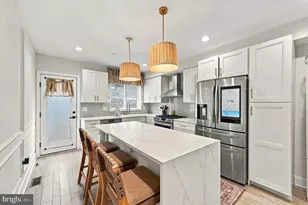 2044 E Susquehanna Ave, Philadelphia, PA 19125 - Photo 6