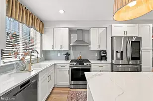 2044 E Susquehanna Ave, Philadelphia, PA 19125 - Photo 8